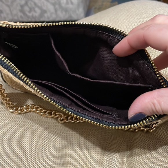 Beautiful wristlet - Picture 3 of 5